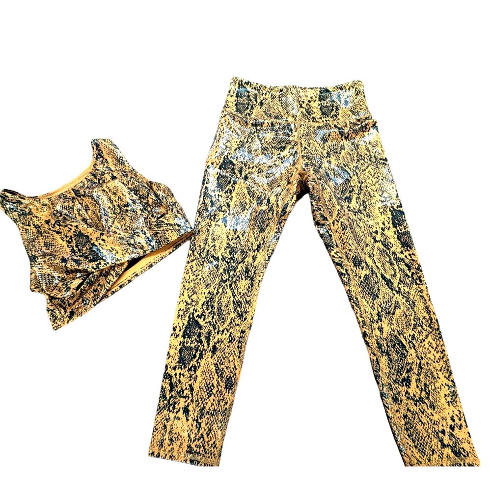 Zobha Snakeskin Matching Top And Leggings Size L,‎ Sexy,Dominatrix ,Gym,Workout